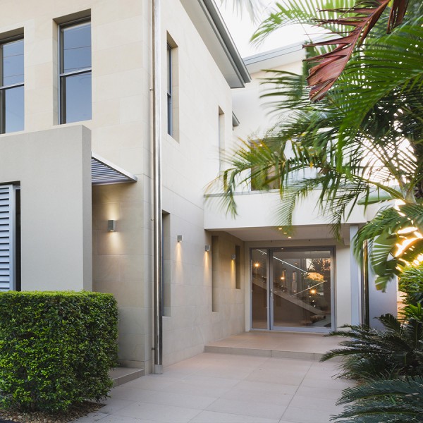 KANE II zidna beton/dekor od tamnog granita 230V LED GU10 2x5W IP65