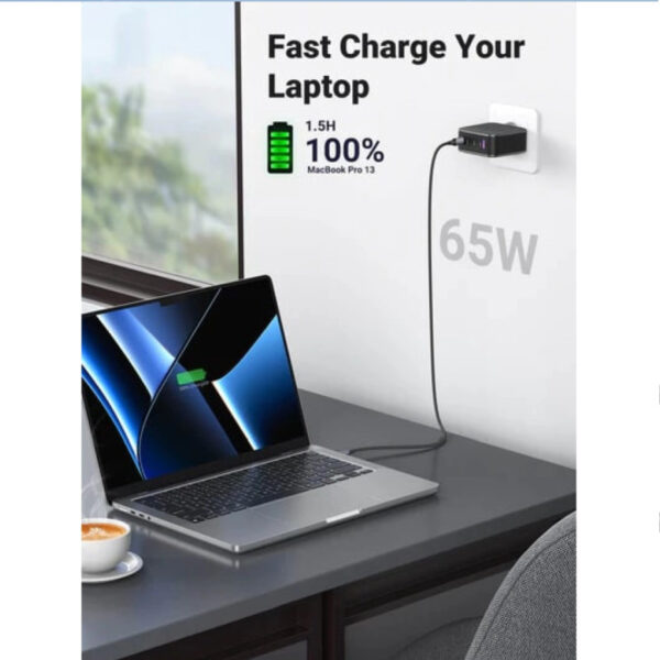UGREEN GaN II Tech zidni punjač 65W, 1×USB-A/3×USB-C, PD3.0/QC4.0+, crni
